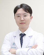 최명근님의 목록 이미지입니다.
